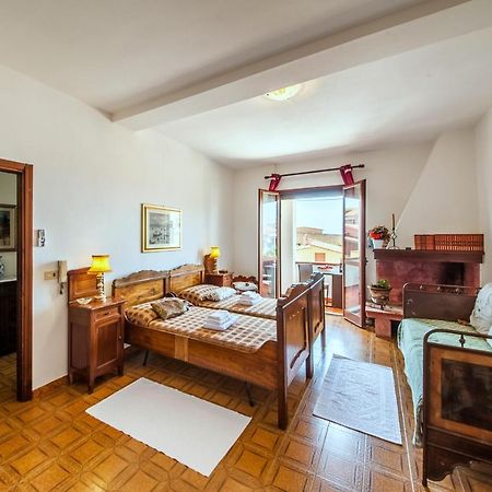 לינה וארוחת בוקר קאסטלסארדו La Casa Di Mannazzotta 1 מראה חיצוני תמונה