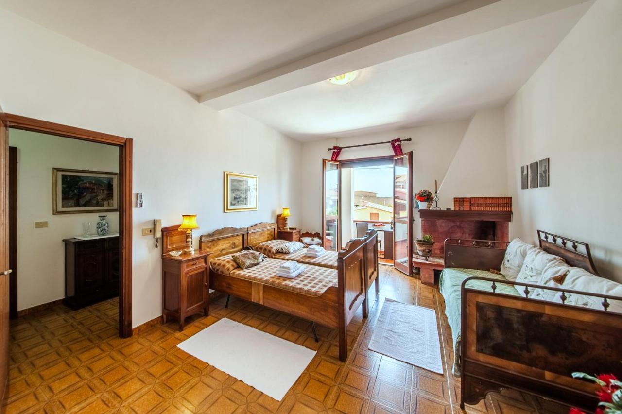לינה וארוחת בוקר קאסטלסארדו La Casa Di Mannazzotta 1 מראה חיצוני תמונה