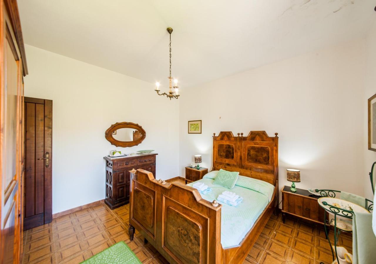 לינה וארוחת בוקר קאסטלסארדו La Casa Di Mannazzotta 1 מראה חיצוני תמונה